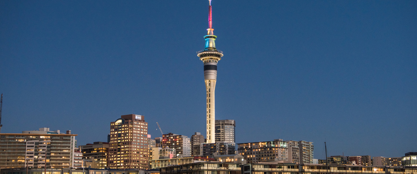 Skycity Rainbow 2100X1402