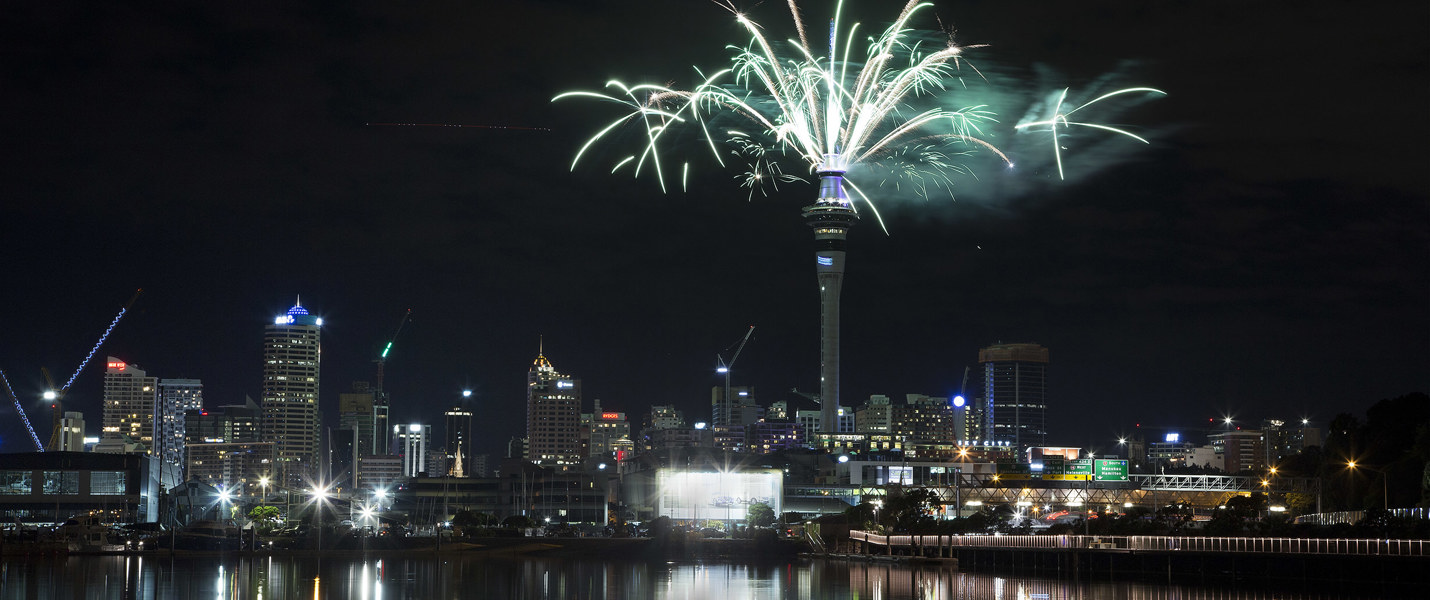 SKYCITY welcomes in the New Year 2018 with a bang!  thumbnail