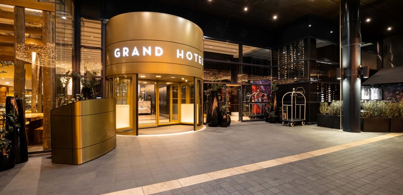Grand